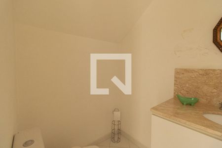 Casa à venda com 165m², 3 quartos e 2 vagas Casa à venda com 165m², 3 quartos e 2 vagasÁrea comum