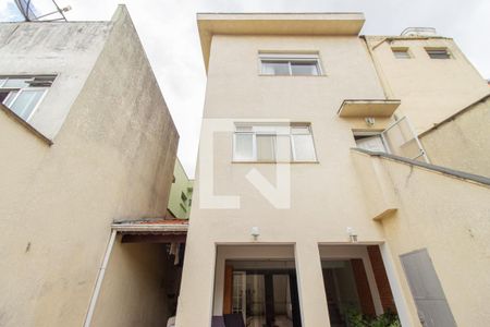 Casa à venda com 165m², 3 quartos e 2 vagas Casa à venda com 165m², 3 quartos e 2 vagasÁrea comum