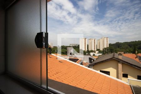 Casa de condomínio à venda com 360m², 4 quartos e 4 vagas Casa de condomínio à venda com 360m², 4 quartos e 4 vagasVista do Banheiro da Suíte 2