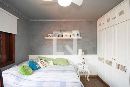 Casa de condomínio à venda com 360m², 4 quartos e 4 vagas Casa de condomínio à venda com 360m², 4 quartos e 4 vagasSuíte 2