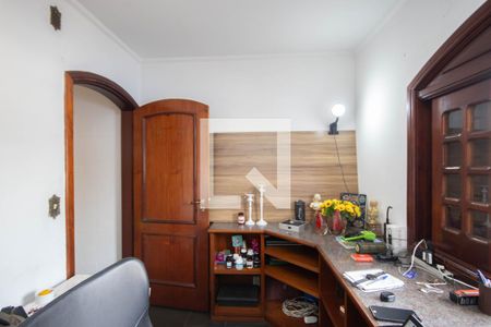 Casa de condomínio à venda com 360m², 4 quartos e 4 vagas Casa de condomínio à venda com 360m², 4 quartos e 4 vagasEscritório