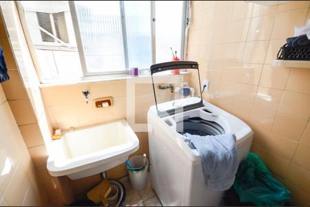 Apartamento à venda com 75m², 2 quartos e 1 vaga Apartamento à venda com 75m², 2 quartos e 1 vagaÁrea de Serviço