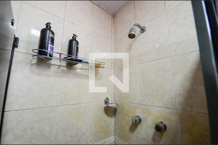 Apartamento à venda com 75m², 2 quartos e 1 vaga Apartamento à venda com 75m², 2 quartos e 1 vagaBanheiro
