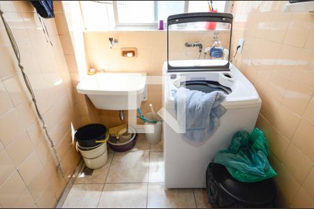 Apartamento à venda com 75m², 2 quartos e 1 vaga Apartamento à venda com 75m², 2 quartos e 1 vagaÁrea de Serviço