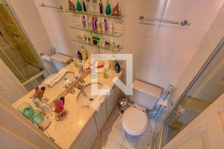 Apartamento à venda com 74m², 3 quartos e 1 vaga Apartamento à venda com 74m², 3 quartos e 1 vagaBanheiro