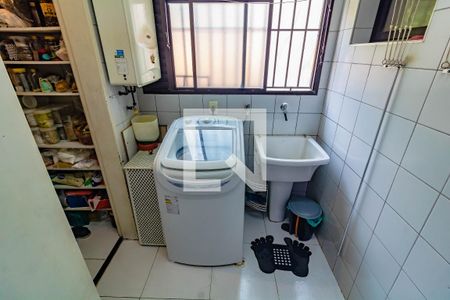 Apartamento à venda com 74m², 3 quartos e 1 vaga Apartamento à venda com 74m², 3 quartos e 1 vagaÁrea de Serviço