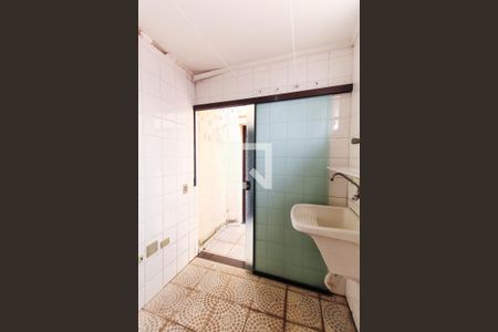 Casa à venda com 178m², 3 quartos e 2 vagas Casa à venda com 178m², 3 quartos e 2 vagasÁrea de Serviço
