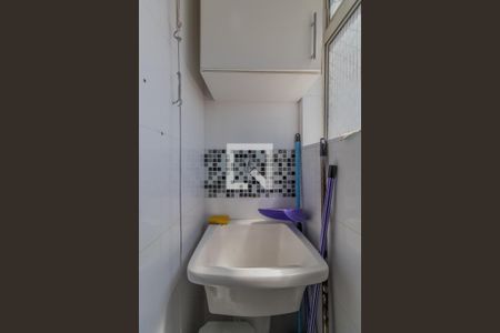 Apartamento à venda com 52m², 2 quartos e 1 vaga Apartamento à venda com 52m², 2 quartos e 1 vagaCozinha e Área de Serviço