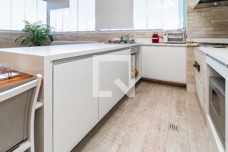 Apartamento à venda com 245m², 3 quartos e 6 vagas Apartamento à venda com 245m², 3 quartos e 6 vagasEspaço Gourmet