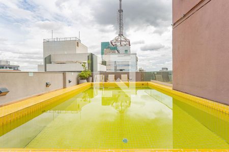 Studio à venda com 24m², 1 quarto e sem vaga Studio à venda com 24m², 1 quarto e sem vagaÁrea comum - Piscina