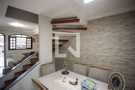 Casa à venda com 185m², 3 quartos e 2 vagasSala de Jantar