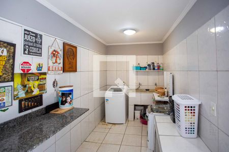 Casa à venda com 185m², 3 quartos e 2 vagasÁrea de Serviço