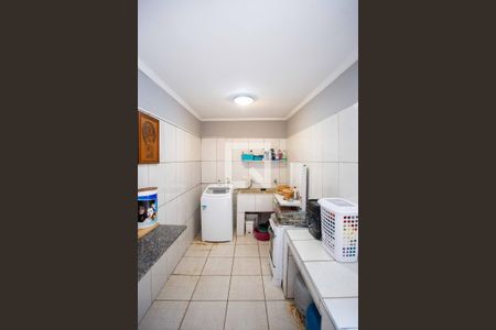 Casa à venda com 185m², 3 quartos e 2 vagasÁrea de Serviço