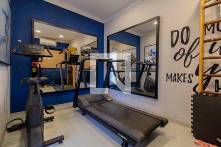 Apartamento à venda com 42m², 2 quartos e 1 vaga Apartamento à venda com 42m², 2 quartos e 1 vagaÁrea Comum - Academia