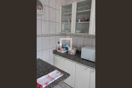 Casa à venda com 300m², 3 quartos e 4 vagasCOZINHA