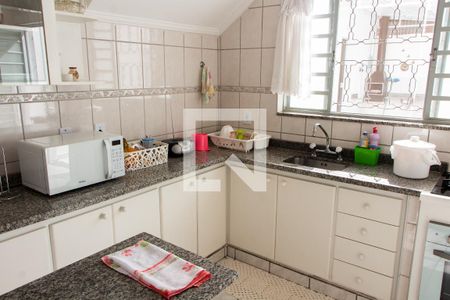 Casa à venda com 300m², 3 quartos e 4 vagasCOZINHA