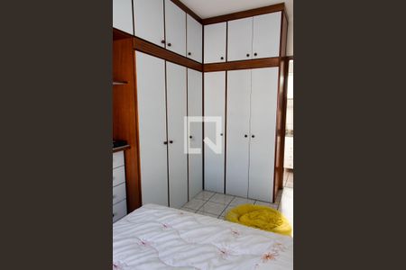 Casa à venda com 300m², 3 quartos e 4 vagasSUITE