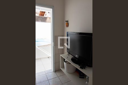 Casa à venda com 300m², 3 quartos e 4 vagasQUARTO ÁREA EXTERNA FUNDOS