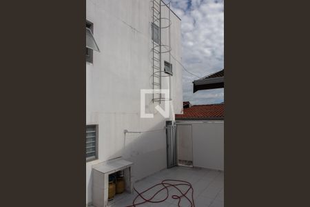 Casa à venda com 300m², 3 quartos e 4 vagasFAACHADA FUNDOS