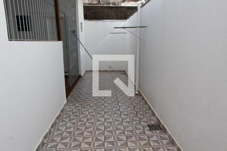 Casa à venda com 300m², 3 quartos e 4 vagasFRENTE EDÍCULA