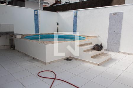 Casa à venda com 300m², 3 quartos e 4 vagasÁREA EXTERNA PISCINA