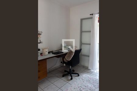 Casa à venda com 300m², 3 quartos e 4 vagasQUARTO 2 PISO SUPERIOR