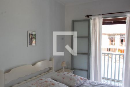 Casa à venda com 300m², 3 quartos e 4 vagasSUITE