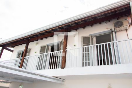 Casa à venda com 300m², 3 quartos e 4 vagasÁREA EXTERNA/GARAGEM PRINCIPAL FRENTE