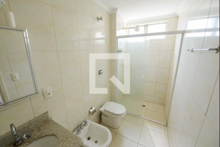 Apartamento para alugar com 135m², 3 quartos e 1 vaga Apartamento para alugar com 135m², 3 quartos e 1 vagaBanheiro 2