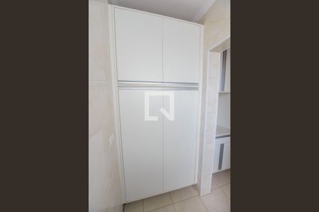 Apartamento para alugar com 135m², 3 quartos e 1 vaga Apartamento para alugar com 135m², 3 quartos e 1 vagaQuarto de serviço