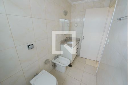 Apartamento para alugar com 135m², 3 quartos e 1 vaga Apartamento para alugar com 135m², 3 quartos e 1 vagaBanheiro 1