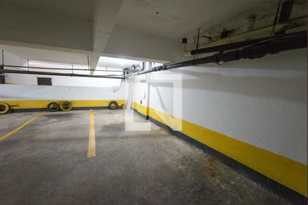 Apartamento para alugar com 135m², 3 quartos e 1 vaga Apartamento para alugar com 135m², 3 quartos e 1 vagaGaragem