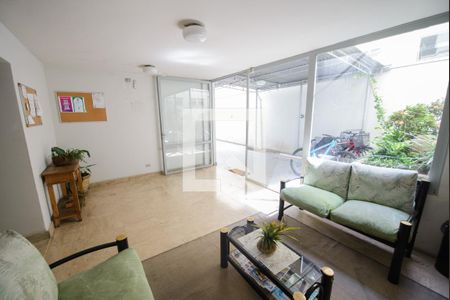 Apartamento para alugar com 135m², 3 quartos e 1 vaga Apartamento para alugar com 135m², 3 quartos e 1 vagaHall de entrada