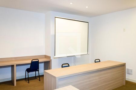 Apartamento para alugar com 35m², 1 quarto e 1 vagaSala de Reunião