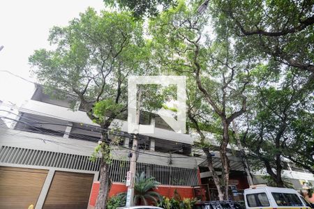 Apartamento à venda com 139m², 3 quartos e 2 vagas Apartamento à venda com 139m², 3 quartos e 2 vagasFachada