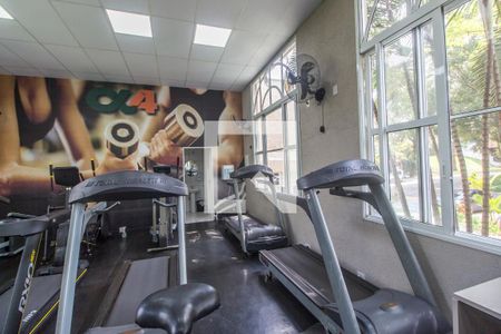 Casa de condomínio à venda com 380m², 3 quartos e 4 vagasAcademia