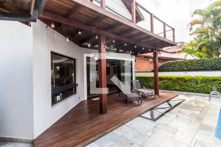 Casa de condomínio à venda com 380m², 3 quartos e 4 vagasVaranda