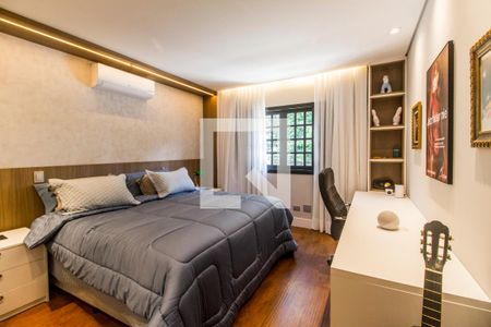 Casa de condomínio à venda com 380m², 3 quartos e 4 vagasSuíte 3