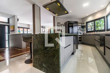 Casa de condomínio à venda com 380m², 3 quartos e 4 vagasCozinha