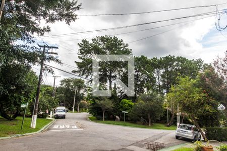 Casa de condomínio à venda com 380m², 3 quartos e 4 vagasVista da Rua