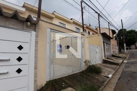 Casa à venda com 88m², 2 quartos e 1 vaga Casa à venda com 88m², 2 quartos e 1 vagaFachada