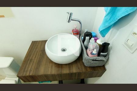 Casa à venda com 88m², 2 quartos e 1 vaga Casa à venda com 88m², 2 quartos e 1 vagaBanheiro 1