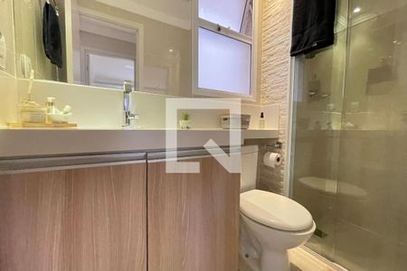 Apartamento à venda com 64m², 2 quartos e 1 vaga Apartamento à venda com 64m², 2 quartos e 1 vagaBanheiro Social