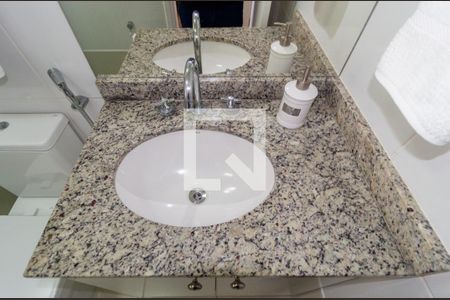 Apartamento à venda com 156m², 3 quartos e 3 vagasDetalhe Banheiro - Suíte 2