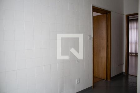 Apartamento à venda com 243m², 3 quartos e 2 vagas Apartamento à venda com 243m², 3 quartos e 2 vagasCozinha