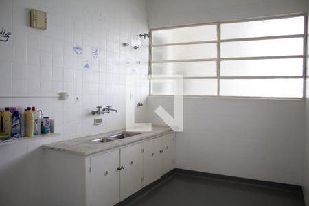 Apartamento à venda com 243m², 3 quartos e 2 vagas Apartamento à venda com 243m², 3 quartos e 2 vagasCozinha