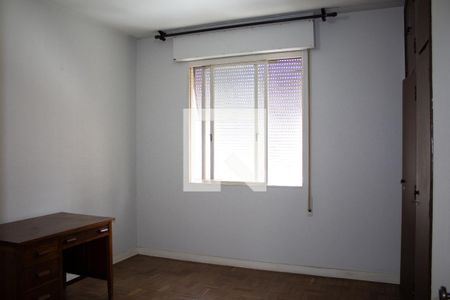 Apartamento à venda com 243m², 3 quartos e 2 vagas Apartamento à venda com 243m², 3 quartos e 2 vagasQuarto 1