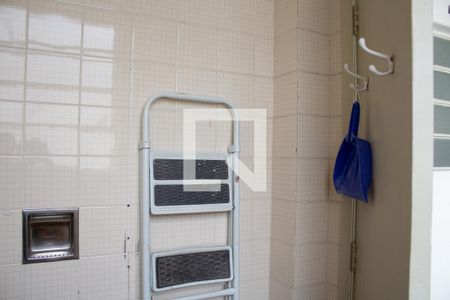 Apartamento à venda com 243m², 3 quartos e 2 vagas Apartamento à venda com 243m², 3 quartos e 2 vagasBanheiro de serviço