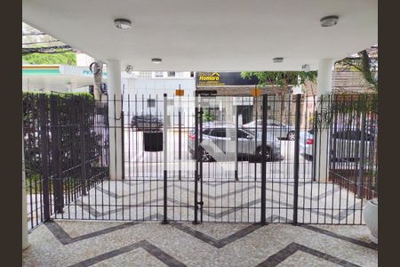 Apartamento à venda com 243m², 3 quartos e 2 vagas Apartamento à venda com 243m², 3 quartos e 2 vagasÁrea comum