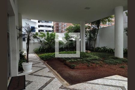 Apartamento à venda com 243m², 3 quartos e 2 vagas Apartamento à venda com 243m², 3 quartos e 2 vagasÁrea comum